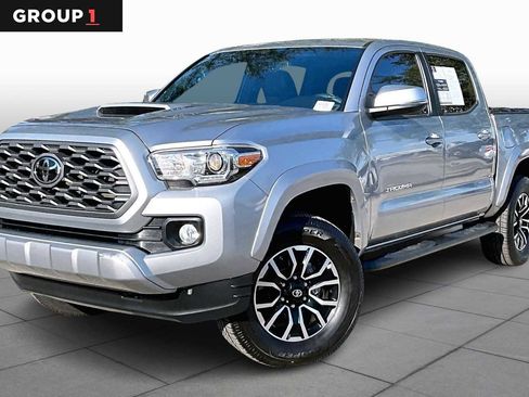 Used 2020 Toyota Tacoma TRD Sport image 1