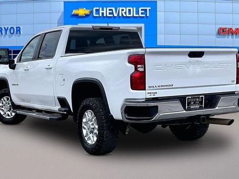 Used 2023 Chevrolet Silverado 2500 LT w/ Convenience Package image 4