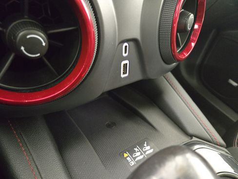 Certified 2020 Chevrolet Blazer RS AWD/4WD image 28