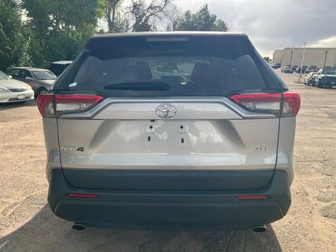Used 2025 Toyota RAV4 XLE FWD image 4