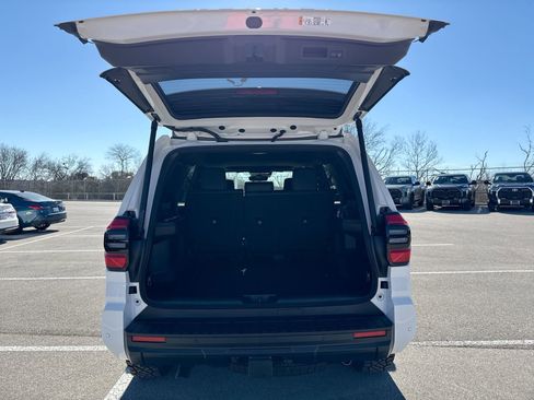 Certified 2026 Toyota 4Runner TRD Off-Road Premium image 27