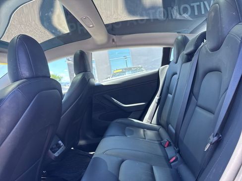 Used 2019 Tesla Model 3 RWD image 23
