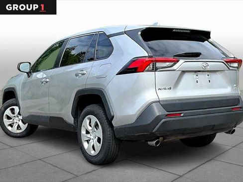 Certified 2022 Toyota RAV4 LE image 11