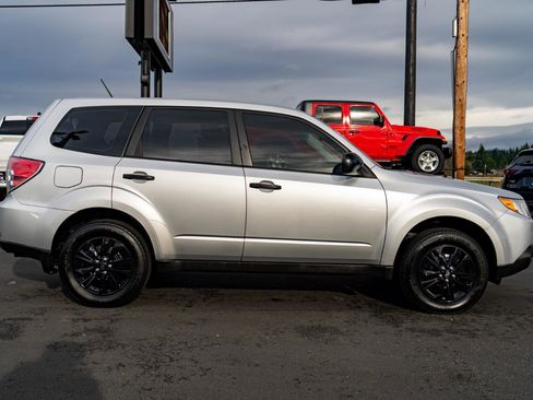 Used 2010 Subaru Forester 2.5X image 8