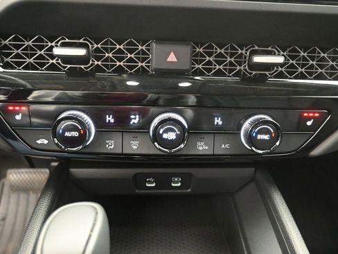 Used 2024 Honda Accord EX-L image 17