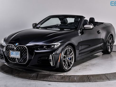 Used 2023 BMW M440i Convertible w/ Premium Package image 2