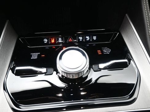 New 2026 Jeep Grand Wagoneer Limited AWD/4WD image 4