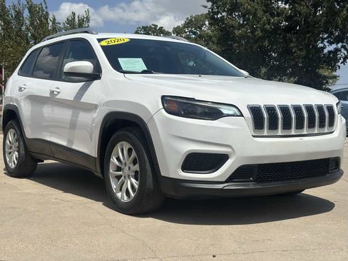 Used 2020 Jeep Cherokee Latitude FWD image 4