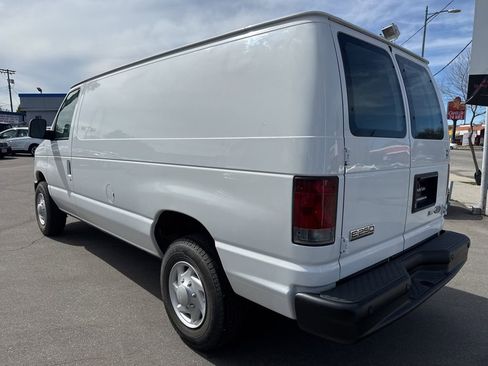 Used 2009 Ford E-250 and Econoline 250 image 3
