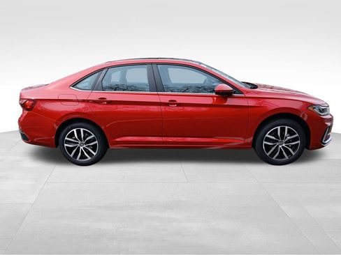 New 2026 Volkswagen Jetta SE image 6