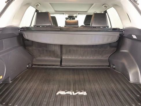 Used 2021 Toyota RAV4 Limited image 28