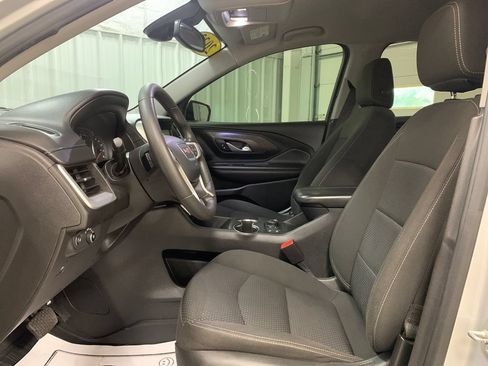 Used 2022 GMC Terrain SLE w/ Driver Convenience Package AWD/4WD image 4
