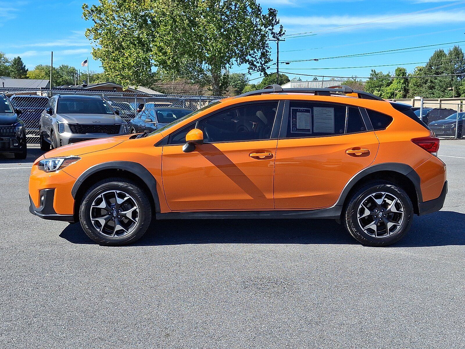 Used 2019 Subaru Crosstrek 2.0i Premium w/ Moonroof Package AWD/4WD image 8