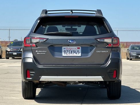 Used 2022 Subaru Outback Limited AWD/4WD image 4