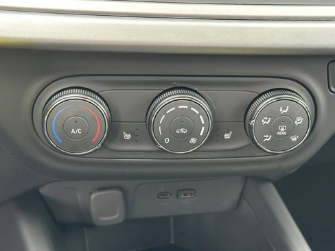 New 2026 Chevrolet Trax LS w/ LS Convenience Package image 21