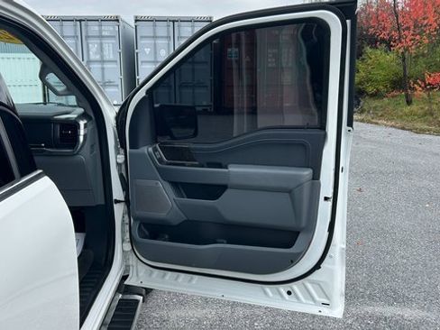 Used 2022 Ford F150 Lariat w/ Equipment Group 502A High image 43