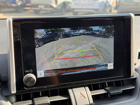 Used 2025 Toyota RAV4 LE image 25