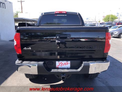 Used 2015 Toyota Tundra SR5 AWD/4WD image 9