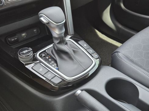 New 2026 Kia Seltos EX FWD image 17