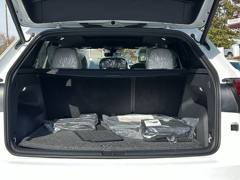 New 2026 Volkswagen Atlas Cross Sport SEL Premium R-Line image 15