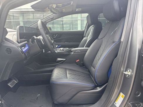 New 2026 Cadillac Optiq V image 9