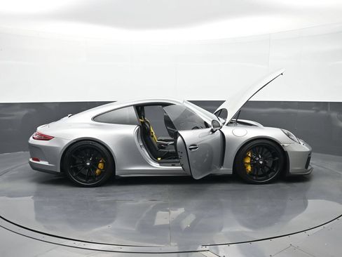 Used 2018 Porsche 911 GT3 RWD image 29