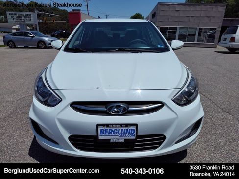 Used 2016 Hyundai Accent SE FWD image 9