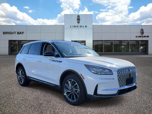 Used 2023 Lincoln Corsair AWD w/ Equipment Group 101A image 1
