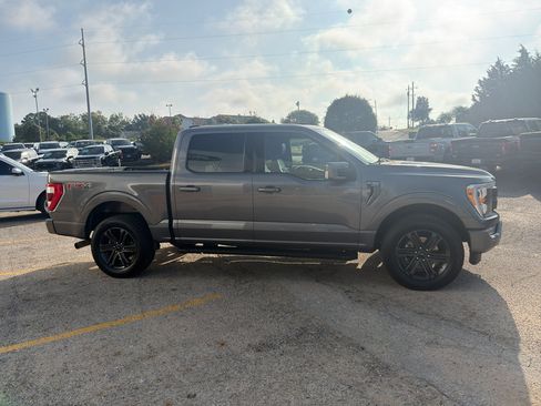 Used 2021 Ford F150 Lariat AWD/4WD image 4