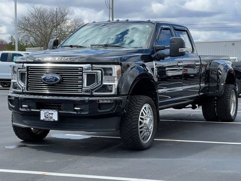 Certified 2022 Ford F450 Limited w/ FX4 Off-Road Package AWD/4WD image 46