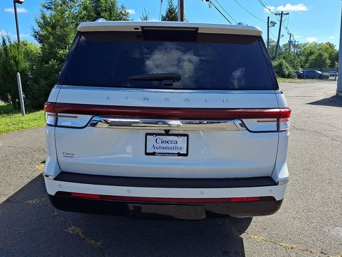 Used 2024 Lincoln Navigator L Reserve AWD/4WD image 8