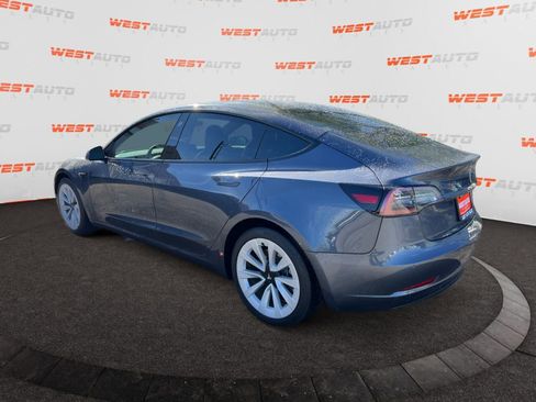 Used 2022 Tesla Model 3 Standard Range RWD image 3
