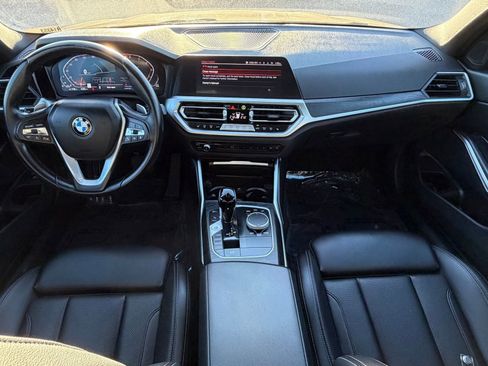 Certified 2022 BMW 330i Sedan w/ Driving Assistance Package image 28