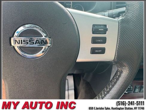 Used 2010 Nissan Pathfinder LE w/ Navigation Pkg image 23
