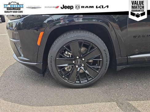 Used 2024 Jeep Wagoneer Limited AWD/4WD image 17