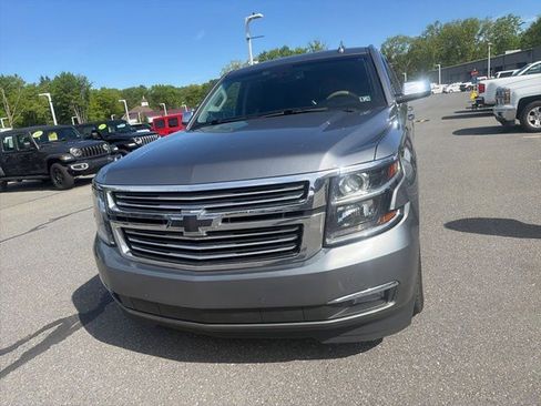 Used 2019 Chevrolet Tahoe Premier AWD/4WD image 3
