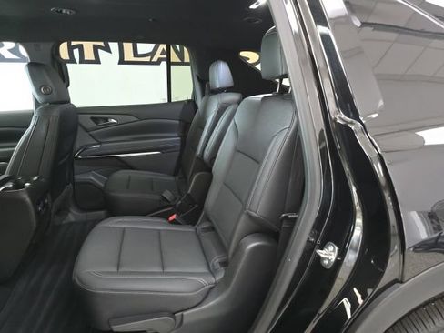 Used 2026 Chevrolet Traverse LT AWD/4WD image 11