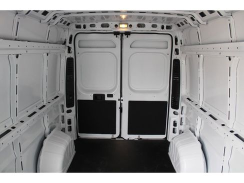 New 2026 RAM ProMaster 2500 w/ Premium Convenience Group image 31
