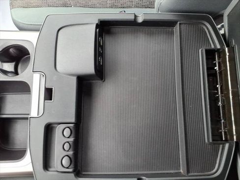 Used 2018 RAM 1500 Big Horn AWD/4WD image 27