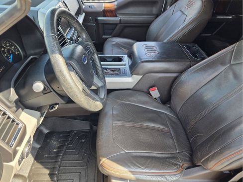 Used 2015 Ford F150 XLT w/ Equipment Group 302A Luxury RWD image 13