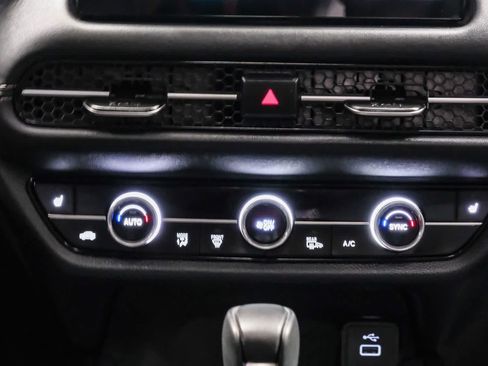 Used 2024 Honda HR-V EX-L image 18