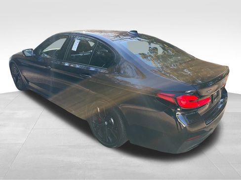 Used 2023 BMW 530i xDrive w/ M Sport Package image 5