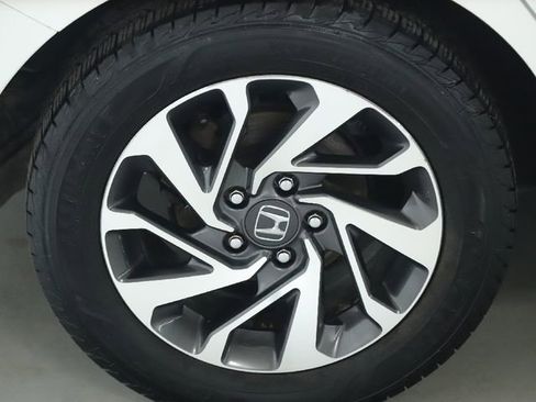 Used 2017 Honda Civic EX image 46