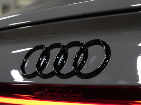 Used 2021 Audi RS 7 Sportback AWD/4WD image 34