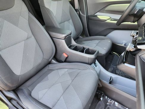 New 2027 Chevrolet Bolt LT w/ Comfort Package FWD image 15