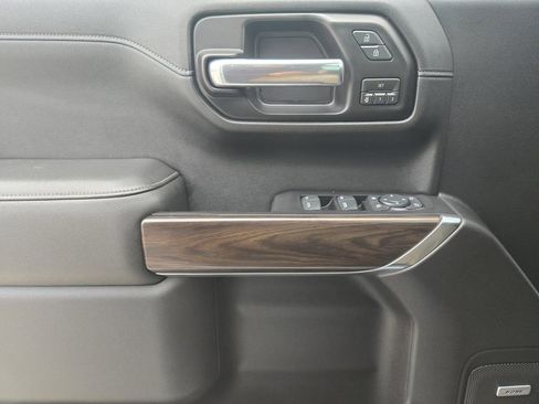 Used 2019 GMC Sierra 1500 SLT w/ SLT Premium Plus Package image 26