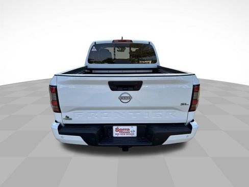 Used 2024 Nissan Frontier SL w/ Technology Package image 30