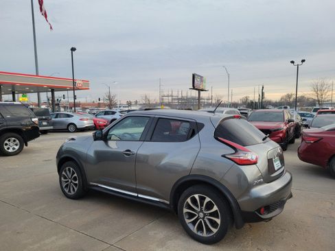 Used 2017 Nissan Juke SL image 5