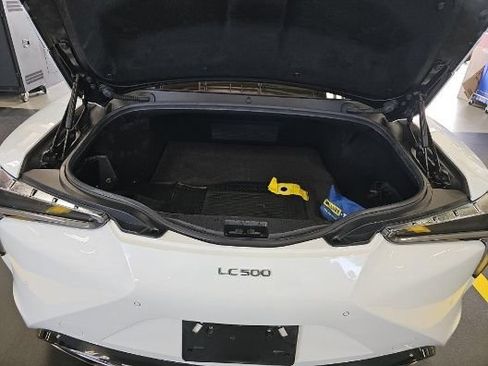 Used 2018 Lexus LC 500 Coupe RWD image 13