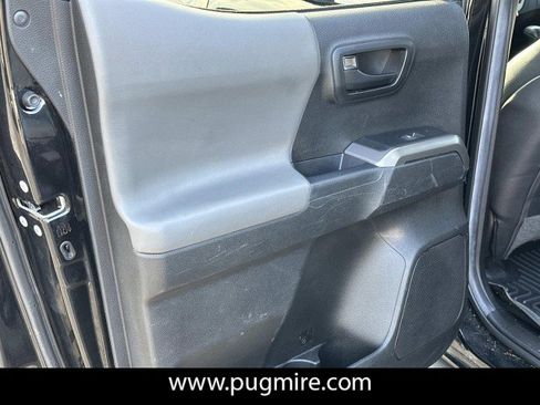 Used 2022 Toyota Tacoma SR5 image 21